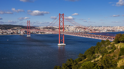 Ponte 25 de Abril; Lissabon