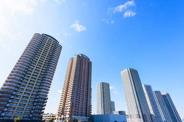Fototapeta na wymiar 東京の高層マンション　Highrise condominium in Tokyo