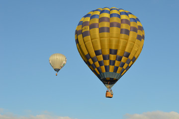 Hot air balloon