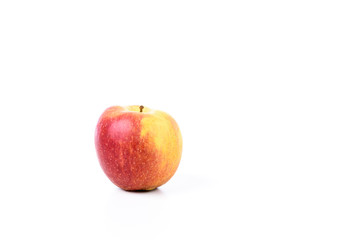 Fototapeta na wymiar Einzekner Apfel isoliert mit viel Textfreiraum