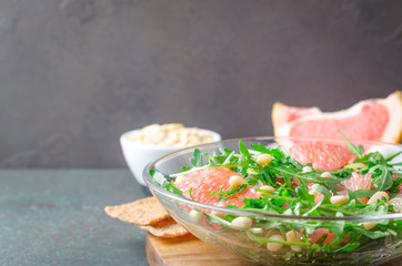 Grapefruit and arugula salad