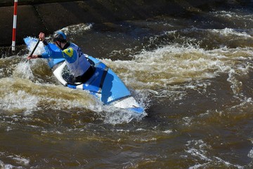 Naklejka premium Compétition de canoé-kayak en Bretagne