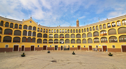 Fototapeta na wymiar Plaza de Toros de Tarazona, Zaragoza, España