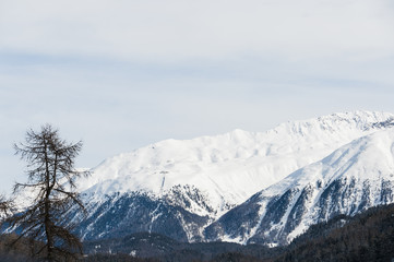 Fototapeta na wymiar Muottas Muragl, Punt Muragl, Bergbahnen, Alpen, Winter, Schweiz