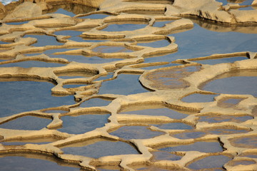 Salinenanlage auf der Insel Goza, Mittelmeer