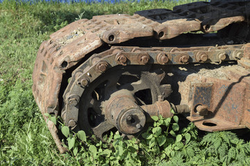 Combine continuous track