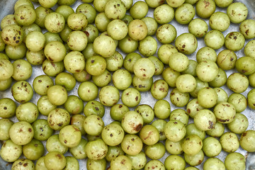 Delicious guavas on tray