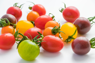 カラフルなミニトマト