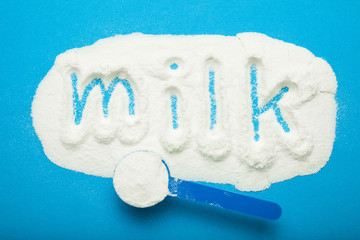 Substitution for breastfeeding, inscription of milk on a dry mix for feeding infants.