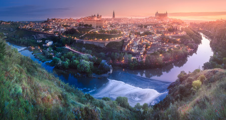 Panoramic aerial view of ancient city of Toledo - obrazy, fototapety, plakaty