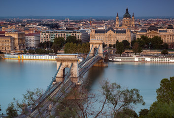 Fototapeta na wymiar Chain Bridge seen from Buda Castle