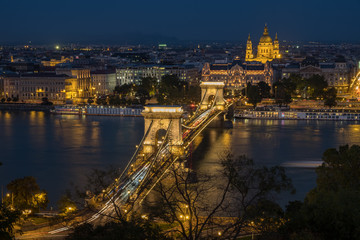Fototapeta na wymiar Elevated twilight shot of Chain Bridge Budapest