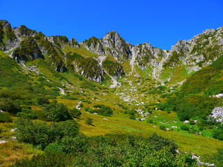 千畳敷カール。中央アルプス。駒ケ根　長野　日本。９月中旬。