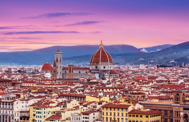 Fototapeta na wymiar Beautiful Florence sunset city skyline with Florence Duomo Panorama of Florence, Italy