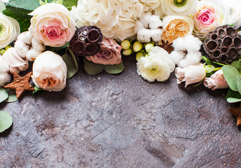 White flowers border