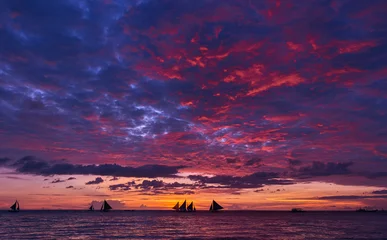 Foto op Plexiglas Boracay Wit Strand Prachtige zonsondergang op het witte strand van Boracay, Filipijnen