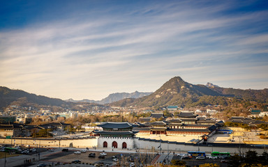Fototapeta premium Aerial view of Gyeongbok palace and the Blue House in Seoul city, Korea