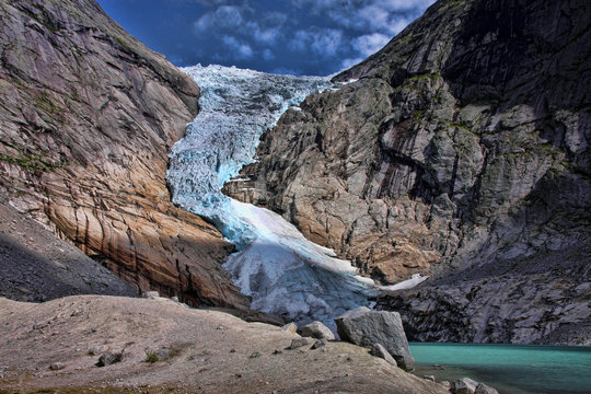 The beauty of the Norwegian glacier fields