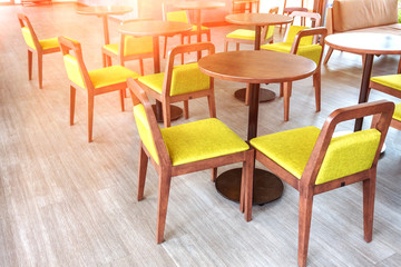 Fototapeta na wymiar empty wood chair in restaurant