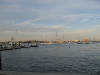 Fototapeta na wymiar Boats in Boston Harbour on a sunny summer day