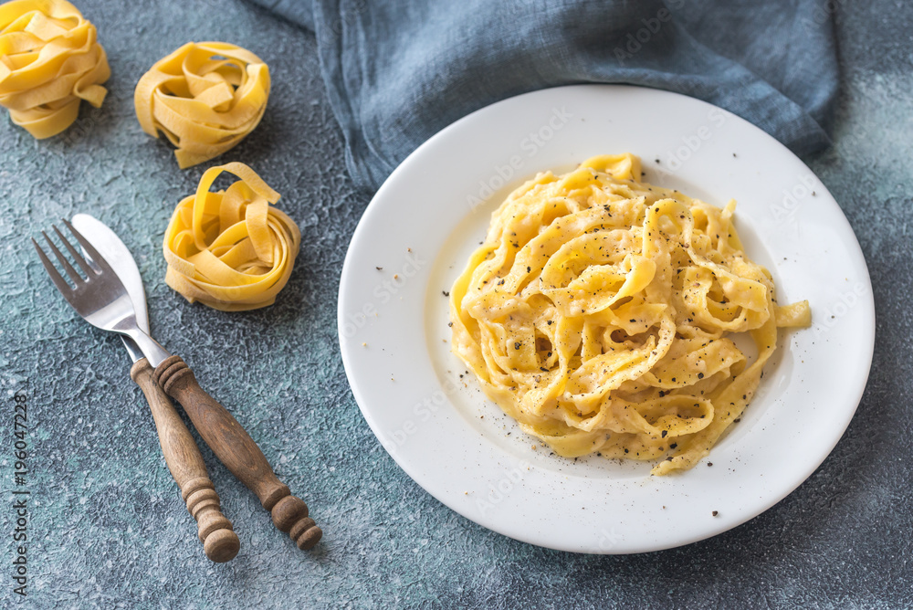 Wall mural Portion of fettuccine Alfredo