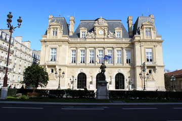Fototapeta na wymiar Neuilly-sur-Seine - Hôtel de Ville