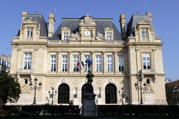 Fototapeta na wymiar Neuilly-sur-Seine - Hôtel de Ville