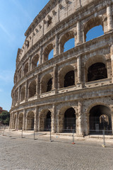 Obraz premium Ancient arena of gladiator Colosseum in city of Rome, Italy