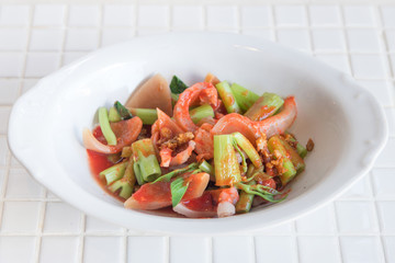 Rice Noodle with squid in Red Tofu “Yentafo” Sauce