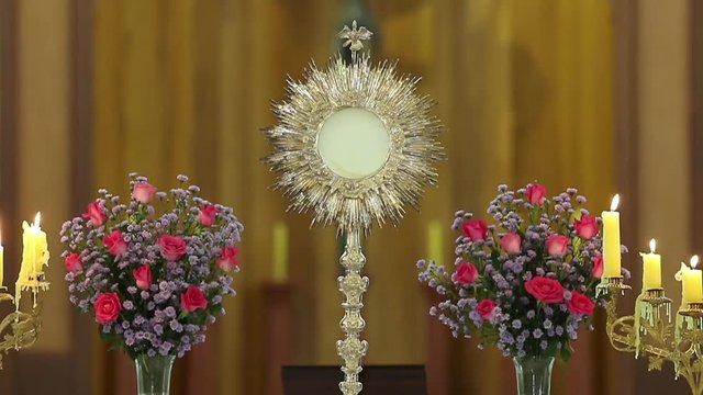 Ostensorial adoration in the catholic church
