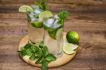 tonic with ice