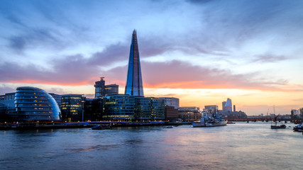 Fototapeta na wymiar London sunset