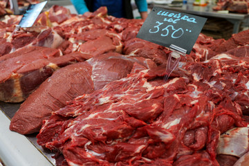 Говядина, Сырое мясо на рынке