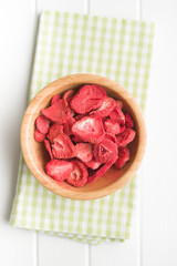 Freeze dried strawberry slices