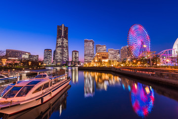 横浜みなとみらいの夜景