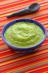 Delicious mexican guacamole dip
