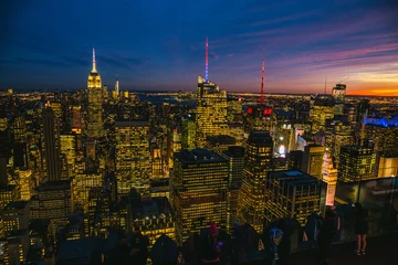 Fotobehang Skyline von New York City in der blauen Stunde © Michael