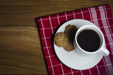 black coffee and sasemi cookie
