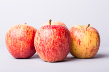 apples