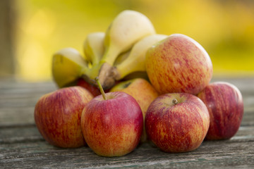 apples and bananas
