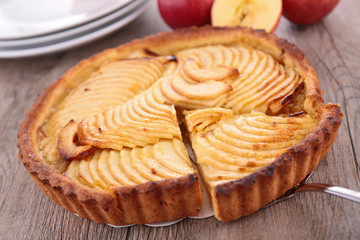 apple pie on wood background
