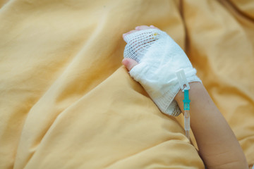 Sodium Chloride Solution for Intravenous, The brine, Medical treatment, saline intravenous, Hospitals use a saline