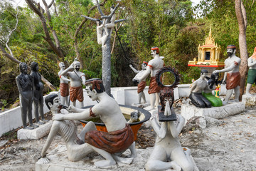 Fototapeta na wymiar Statues near the killing caves of Phnom Sampeau at Battambang
