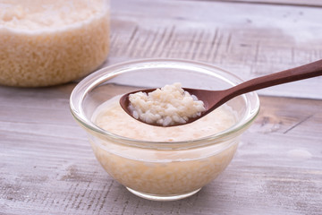 米こうじで作る甘酒