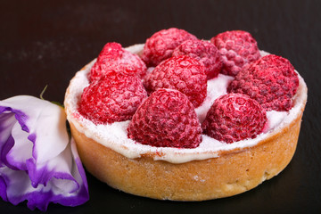Raspberry cake