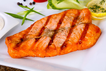 Grilled salmon with sauce