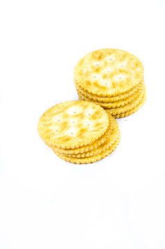 crackers round 