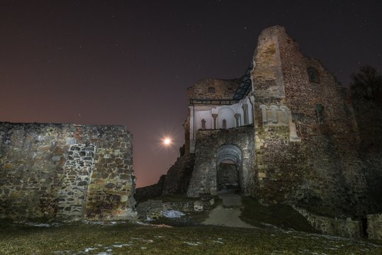 Burgruine Donaustauf bei Regensburg, Deutschland