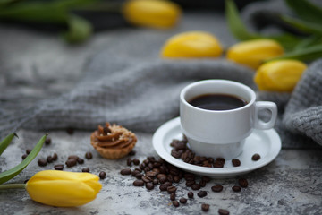 cofee and tulips