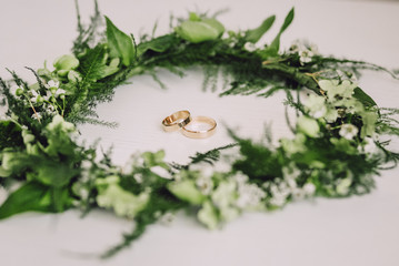 headdress wreath decorated wedding ring